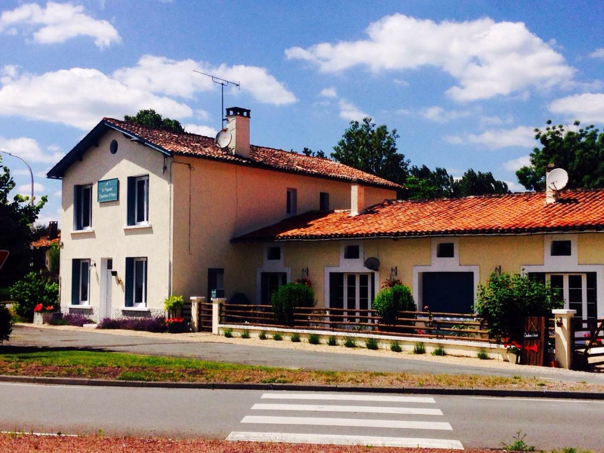 Le Fagnard Bed & Breakfast Chalais  Bagian luar foto