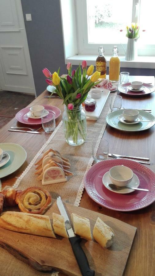 Le Fagnard Bed & Breakfast Chalais  Bagian luar foto