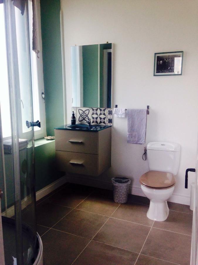 Le Fagnard Bed & Breakfast Chalais  Bagian luar foto