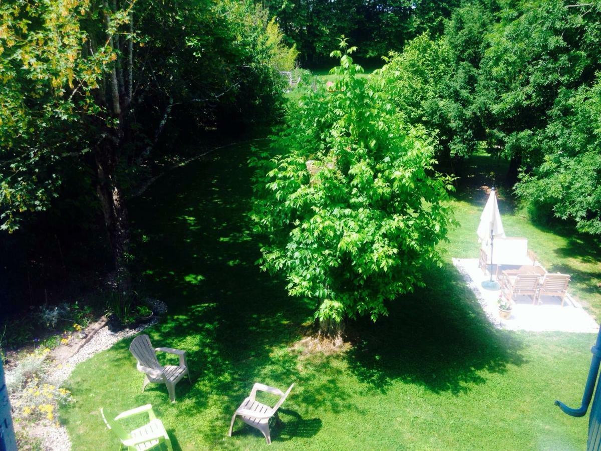 Le Fagnard Bed & Breakfast Chalais  Bagian luar foto